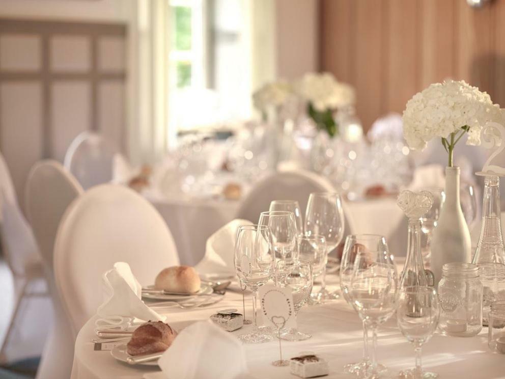 Hotel Toedi Linthal Bagian luar foto
